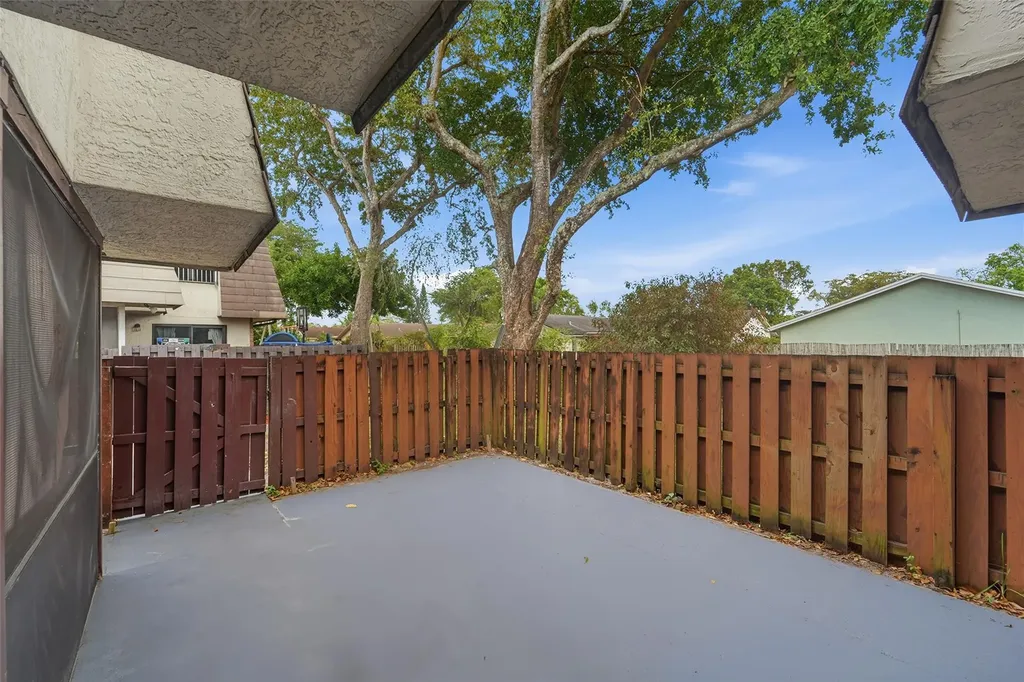 2501 NW 99th Avenue Coral Springs FL 33065