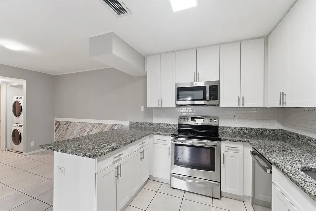 2501 NW 99th Avenue Coral Springs FL 33065