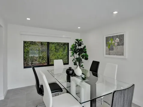 260 NW 36th Street Boca Raton FL 33431