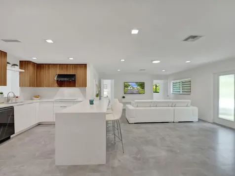 260 NW 36th Street Boca Raton FL 33431