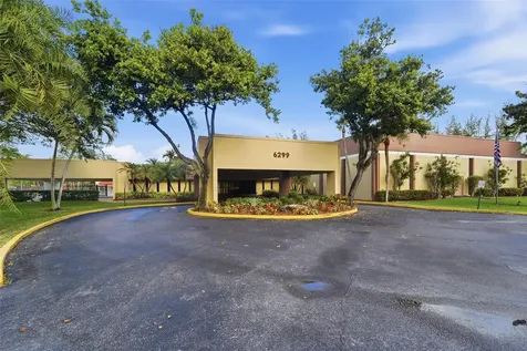 5750 NW 64th Avenue Tamarac FL 33319