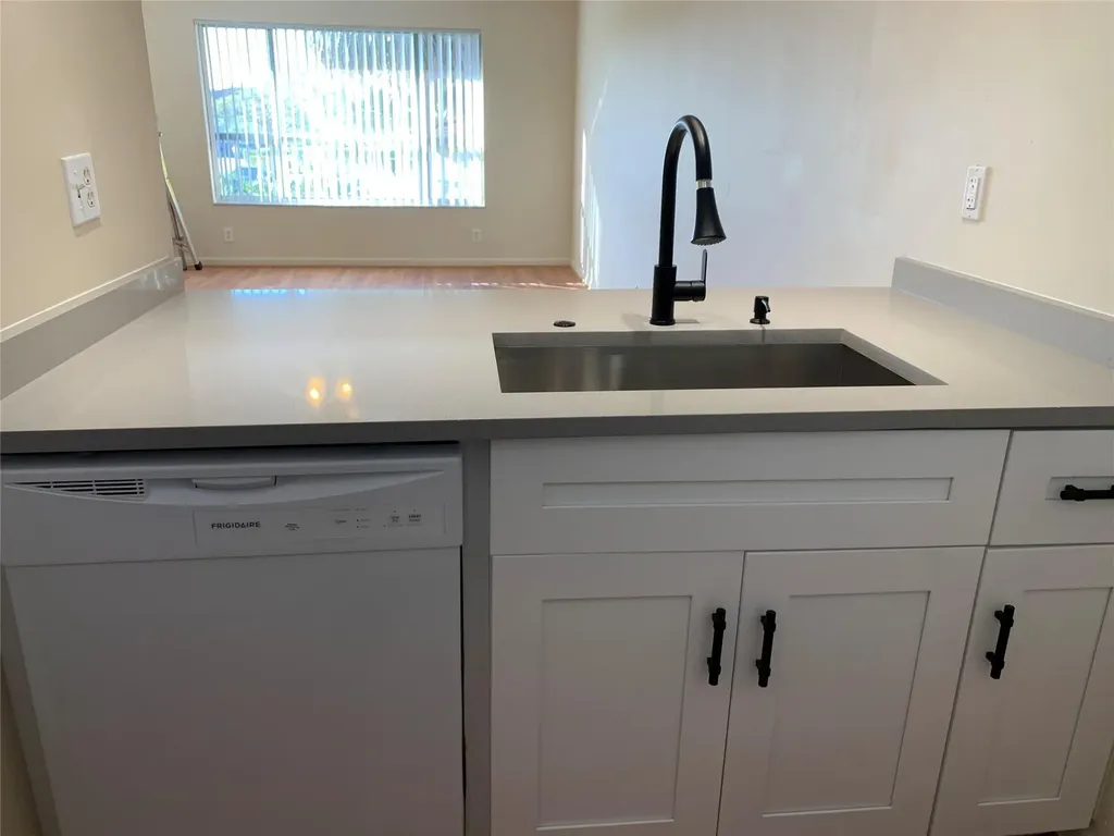 10038 Twin Lakes Drive Coral Springs FL 33071