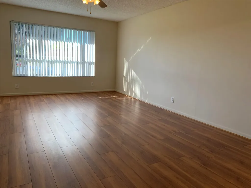 10038 Twin Lakes Drive Coral Springs FL 33071