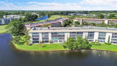 3204 Portofino Point Coconut Creek FL 33066