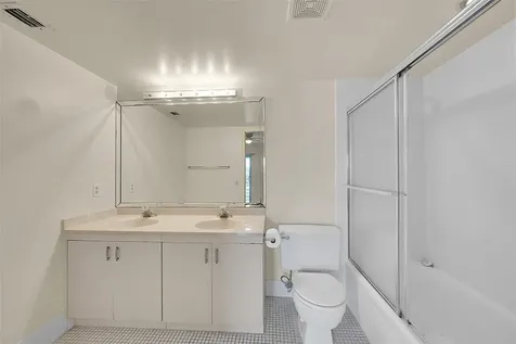 2502 Antigua Terrace Coconut Creek FL 33066