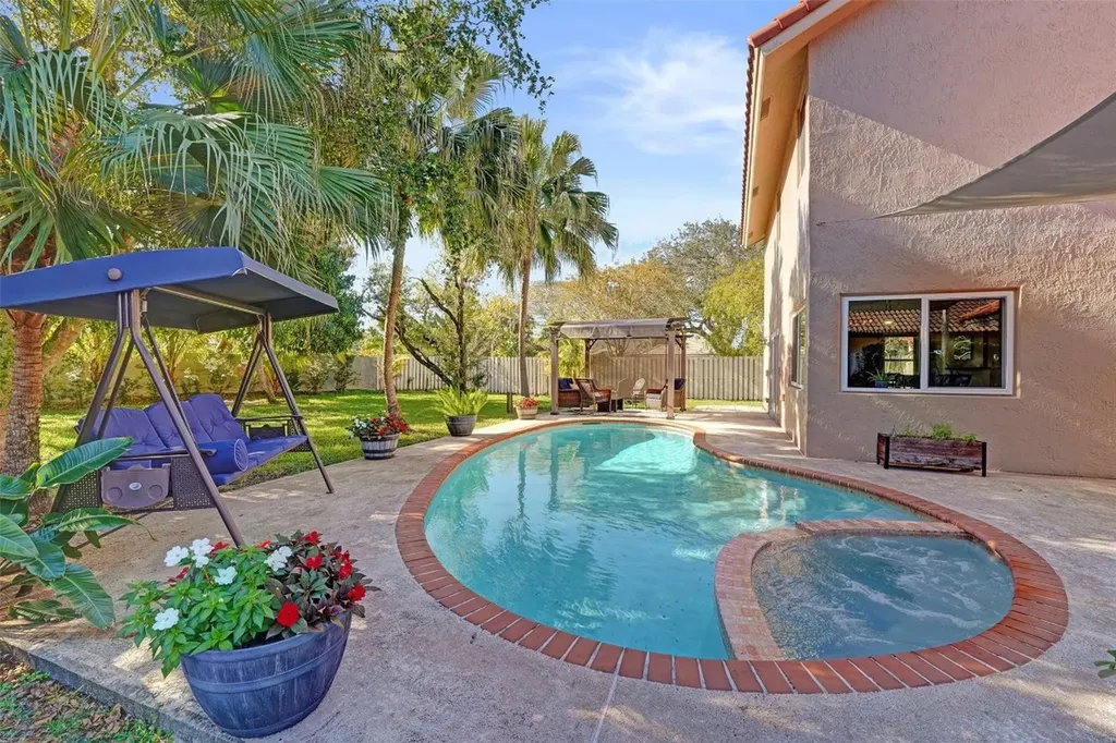 14240 Harpers Ferry Street Davie FL 33325