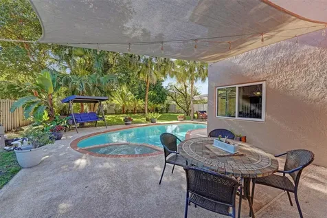14240 Harpers Ferry Street Davie FL 33325