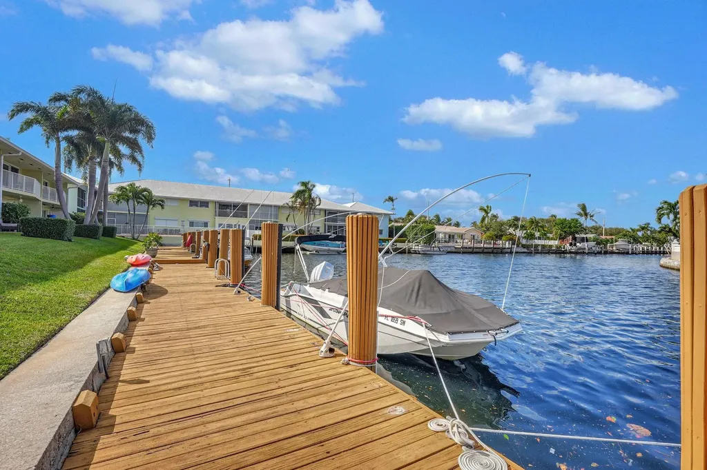 2311 NE 36th Street Lighthouse Point FL 33064