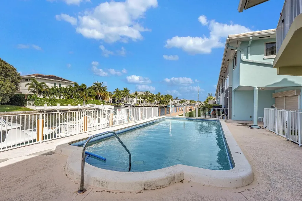 2311 NE 36th Street Lighthouse Point FL 33064