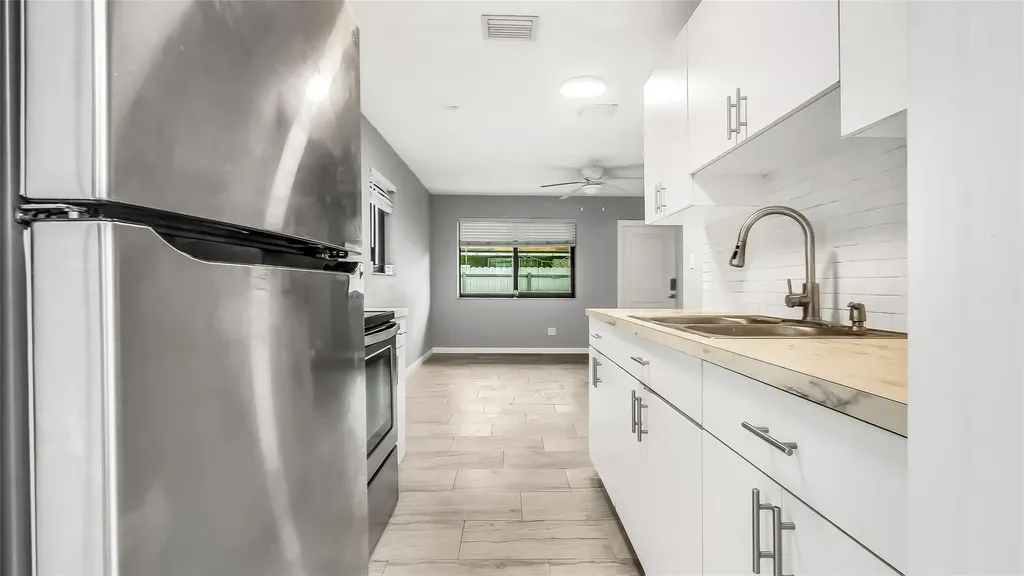 804 SW 28th Street Fort Lauderdale FL 33315