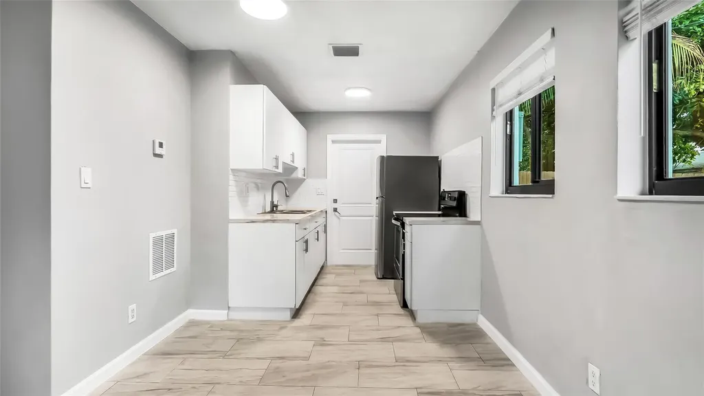 804 SW 28th Street Fort Lauderdale FL 33315