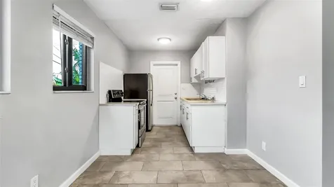 804 SW 28th Street Fort Lauderdale FL 33315