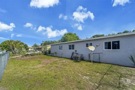 3497 NW 191st Street Miami Gardens FL 33056