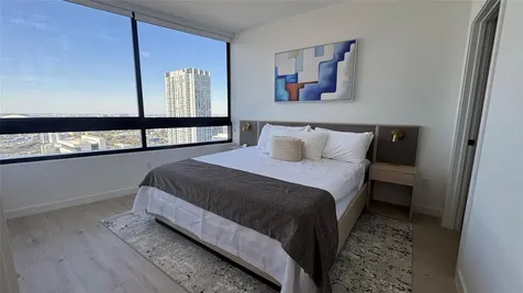 225 N Miami Avenue Miami FL 33128