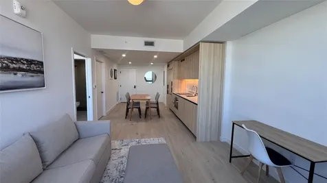 225 N Miami Avenue Miami FL 33128
