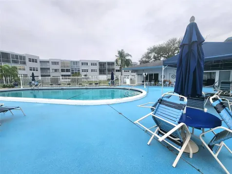 2223 Park Lane Hollywood FL 33021