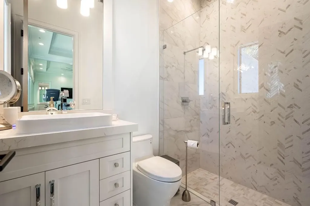 2457 NE 26th Street Lighthouse Point FL 33064