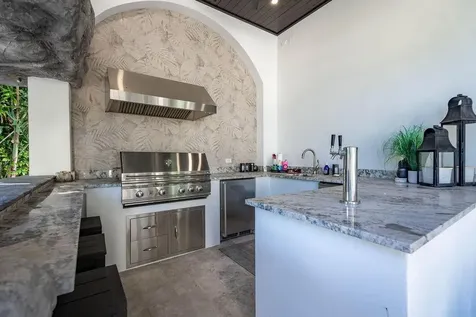 2457 NE 26th Street Lighthouse Point FL 33064