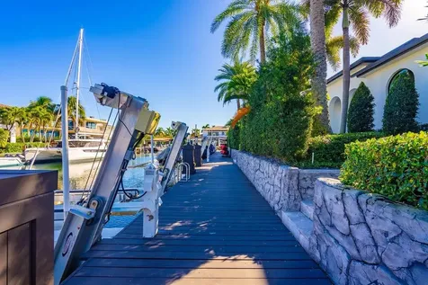 2457 NE 26th Street Lighthouse Point FL 33064