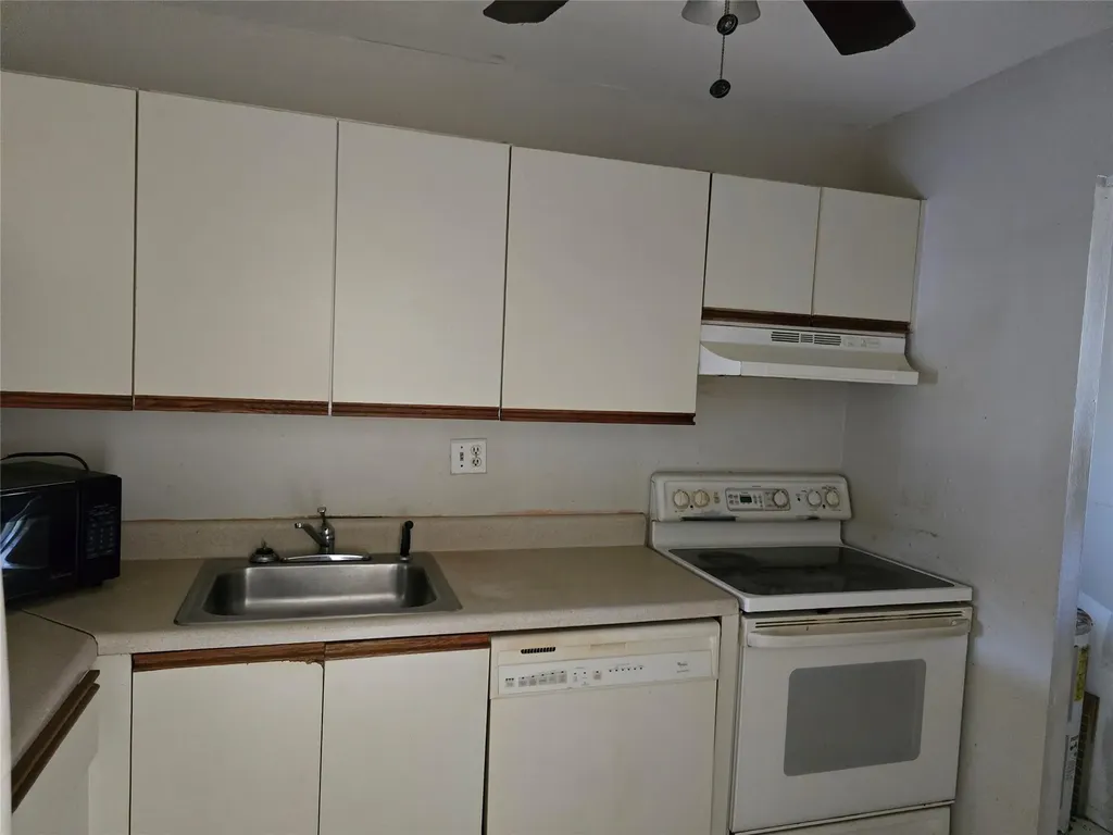 7925 Colony Circle Fort Lauderdale FL 33321
