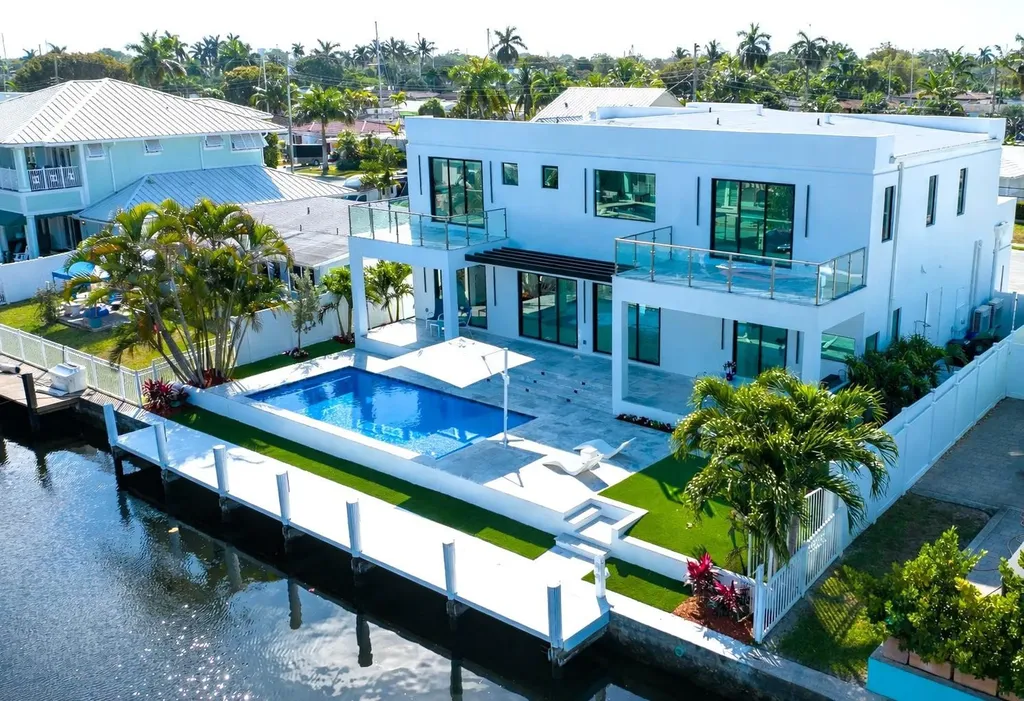 1205 Avocado Isle Fort Lauderdale FL 33315