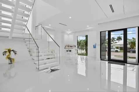 1205 Avocado Isle Fort Lauderdale FL 33315