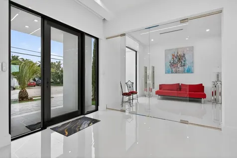 1205 Avocado Isle Fort Lauderdale FL 33315