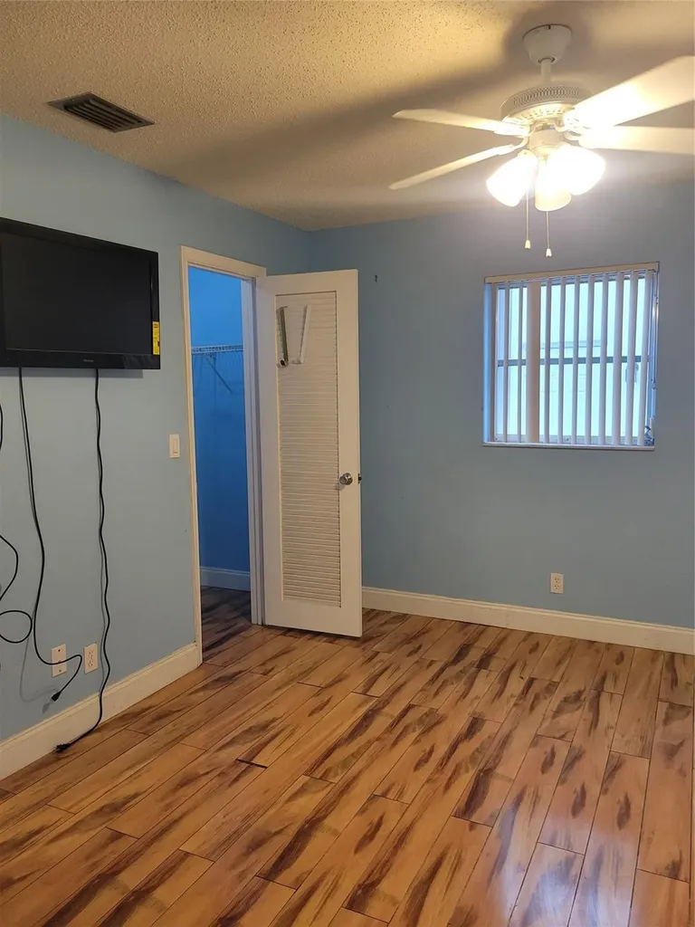 1170 NW 90th Avenue Plantation FL 33322