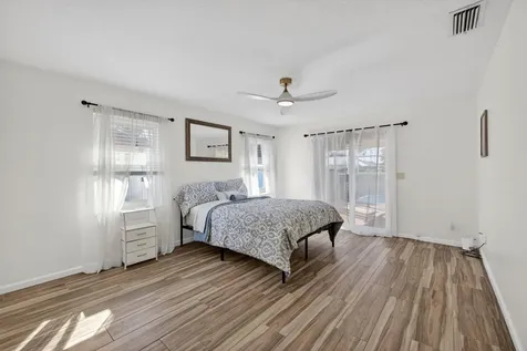 341 11th Avenue Vero Beach FL 32962