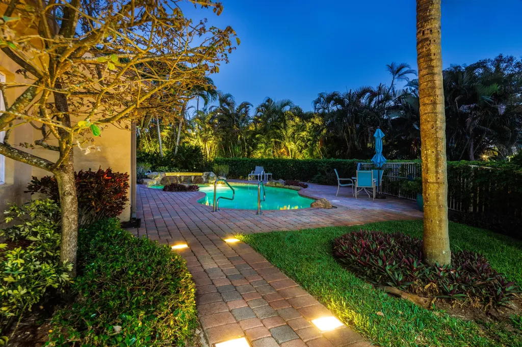 10610 Ave Of The Pga Palm Beach Gardens FL 33418