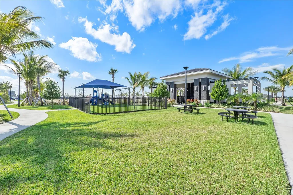 12617 Solana Bay Circle Palm Beach Gardens FL 33412