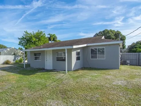 2375 16th Avenue SW Vero Beach FL 32962