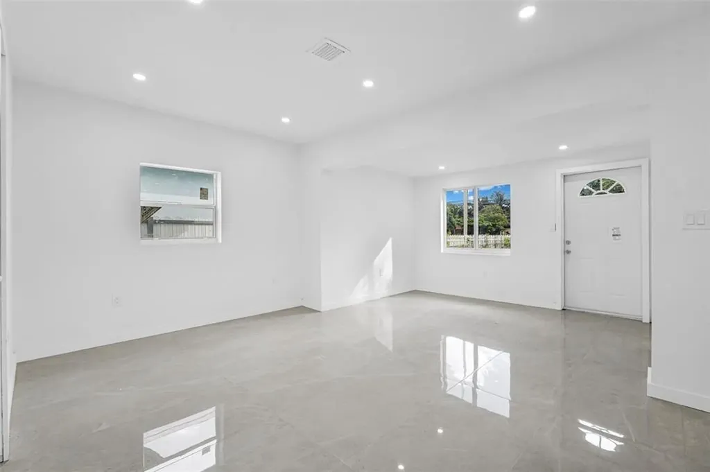 11406 NW 17th Avenue Miami FL 33167