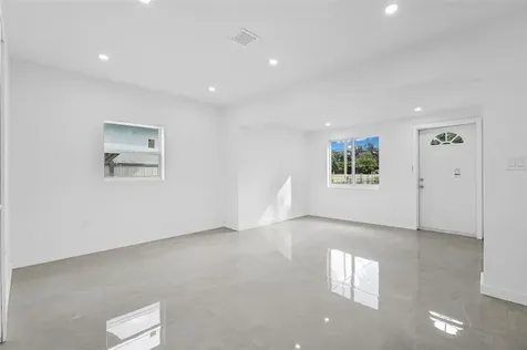 11406 NW 17th Avenue Miami FL 33167