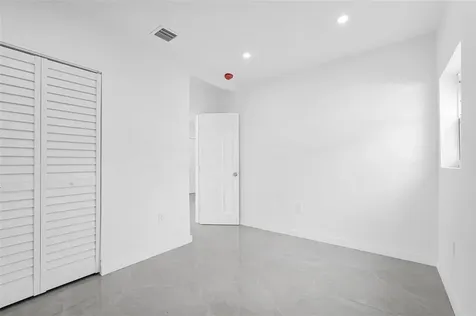 11406 NW 17th Avenue Miami FL 33167