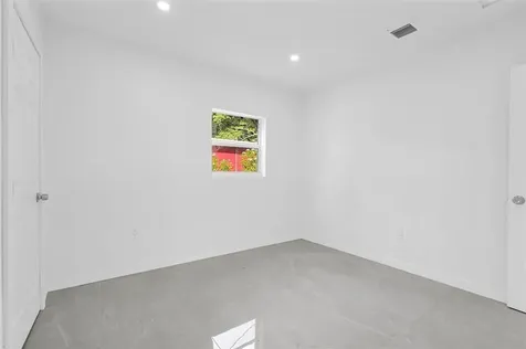 11406 NW 17th Avenue Miami FL 33167