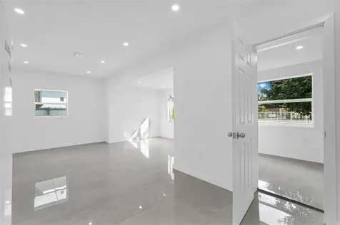 11406 NW 17th Avenue Miami FL 33167