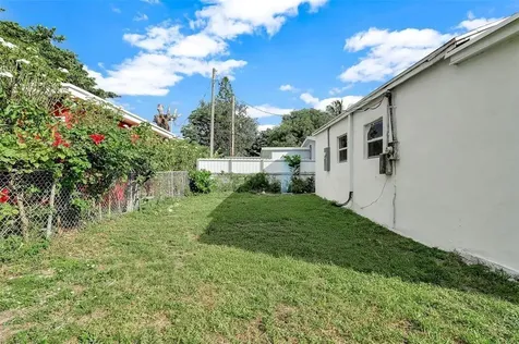 11406 NW 17th Avenue Miami FL 33167