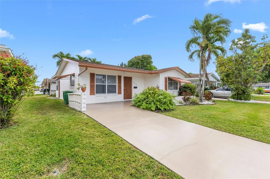 5710 NW 68th Terrace Tamarac FL 33321