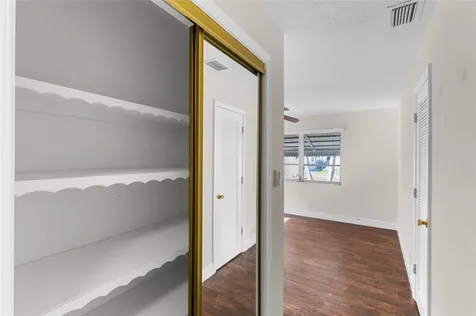 5710 NW 68th Terrace Tamarac FL 33321