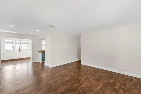5710 NW 68th Terrace Tamarac FL 33321