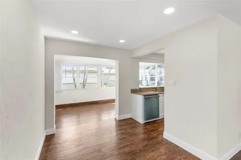 5710 NW 68th Terrace Tamarac FL 33321