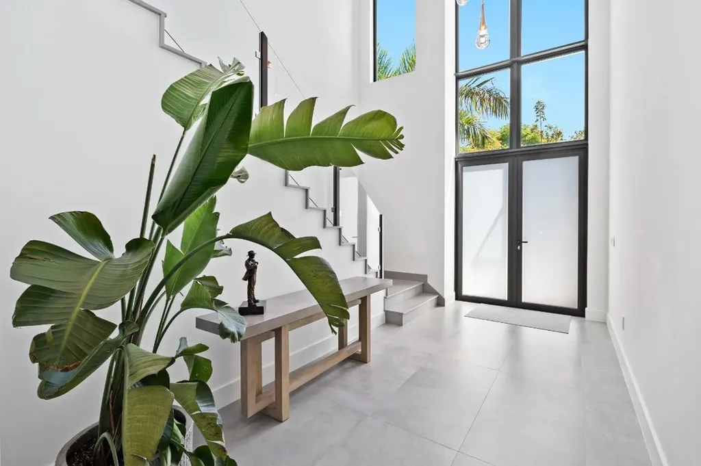 743 S Lake Avenue Delray Beach FL 33483