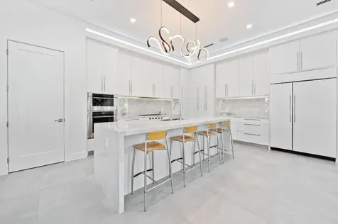 743 S Lake Avenue Delray Beach FL 33483