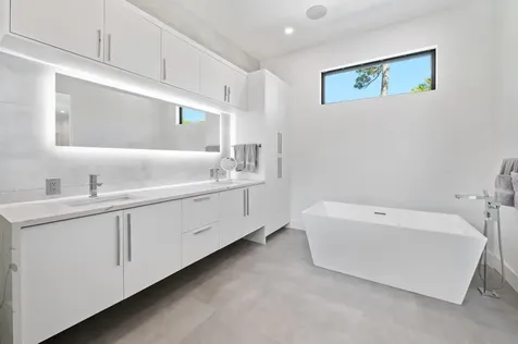743 S Lake Avenue Delray Beach FL 33483