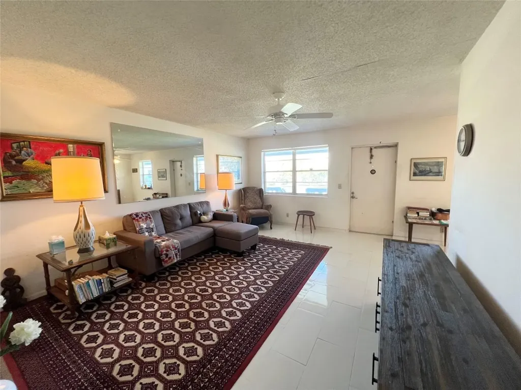 62 Farnham C Deerfield Beach FL 33442