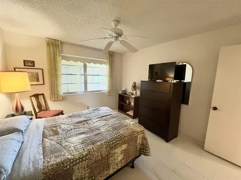62 Farnham C Deerfield Beach FL 33442