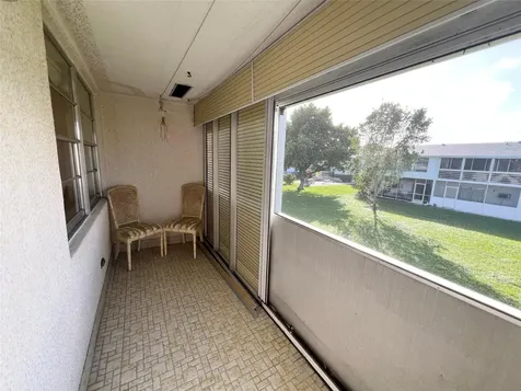 62 Farnham C Deerfield Beach FL 33442