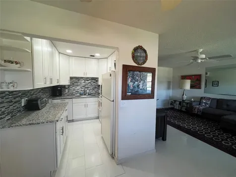 62 Farnham C Deerfield Beach FL 33442