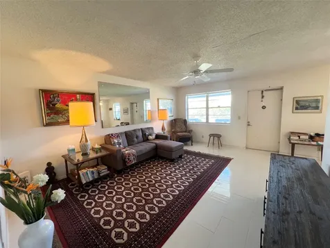 62 Farnham C Deerfield Beach FL 33442